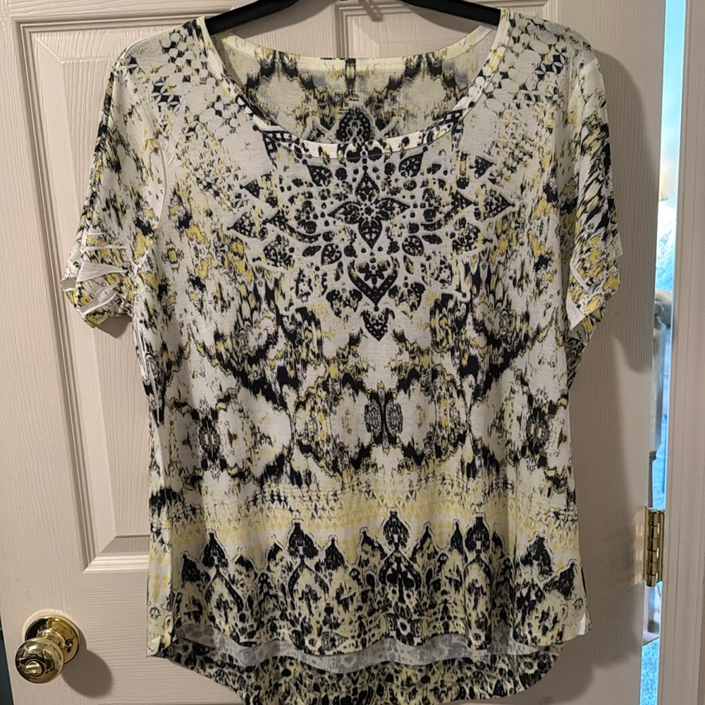 Top 100% polyester longer in back